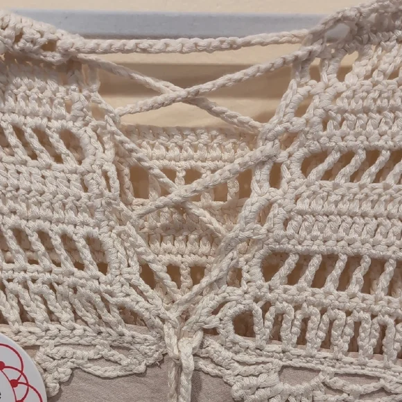 Umgee Cream Crochet Detail Top - Picture 9 of 9